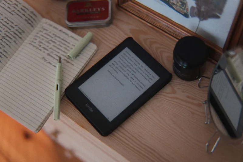 Beyond the Bestseller Device: Which E-Reader Actually Deserves Your Money in 2025