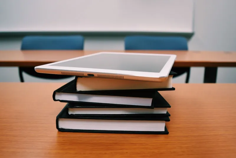 Dog-Eared Pages Are So Last Decade: How E-Books Are Reshaping the American Classroom